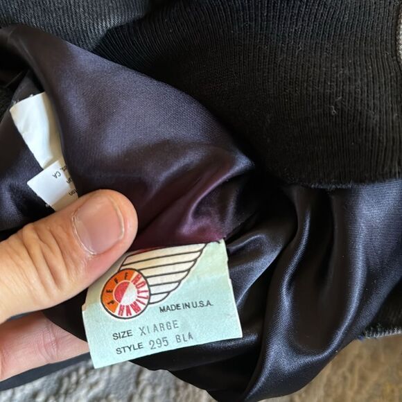 VTG Jeff Hamilton Blackhawks bomber jacket red leather striped sleeves size XL - Picture 6 of 10